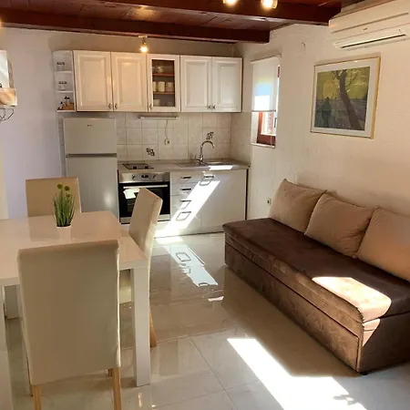 Holiday home Holiday Dorina Pula