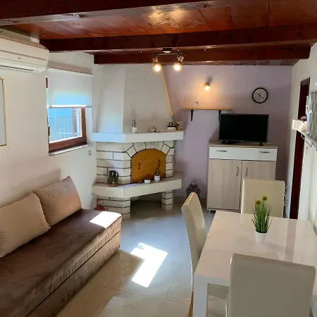 House Dorina בית נופש פולה